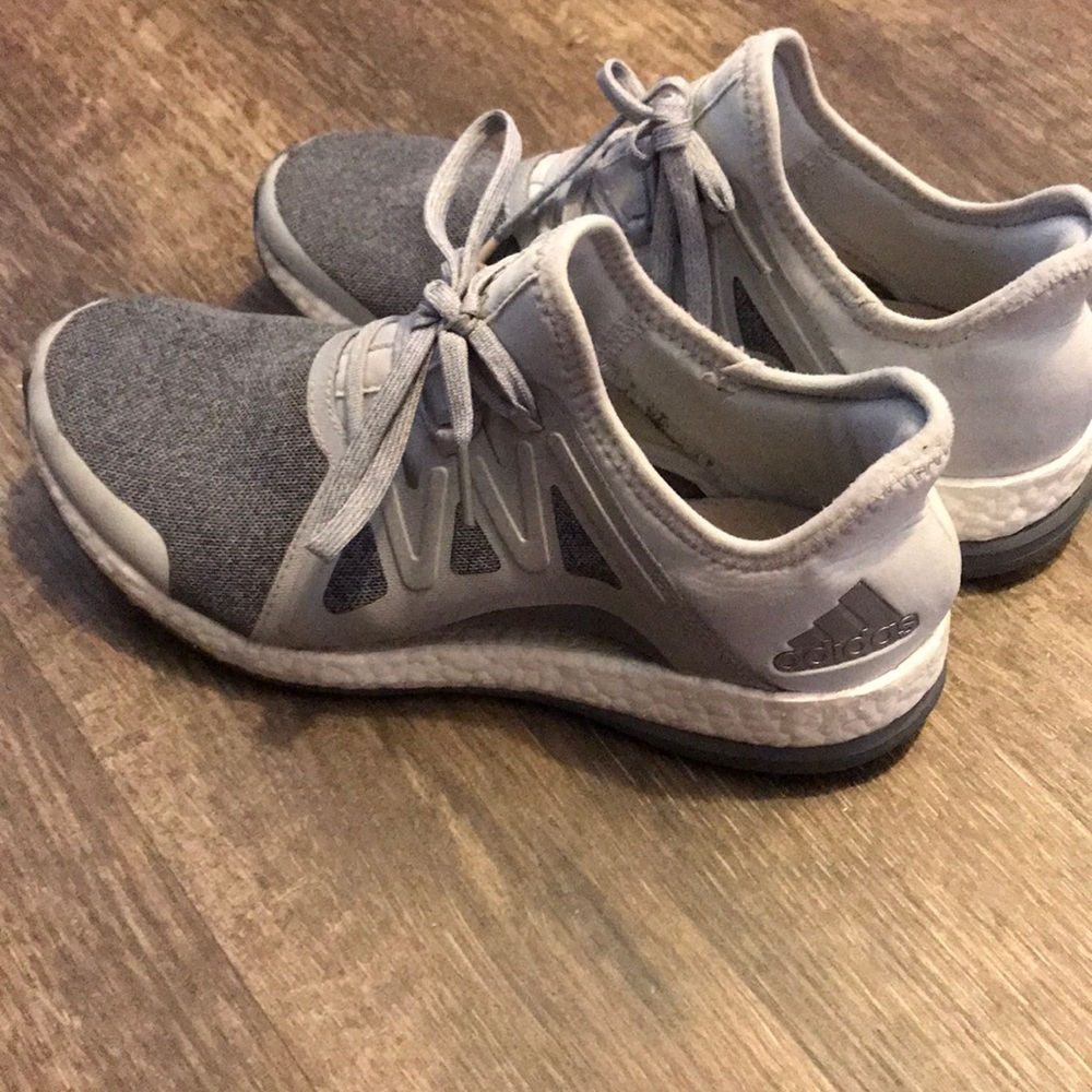 Adidas Pure Boost - Picture 2 of 6